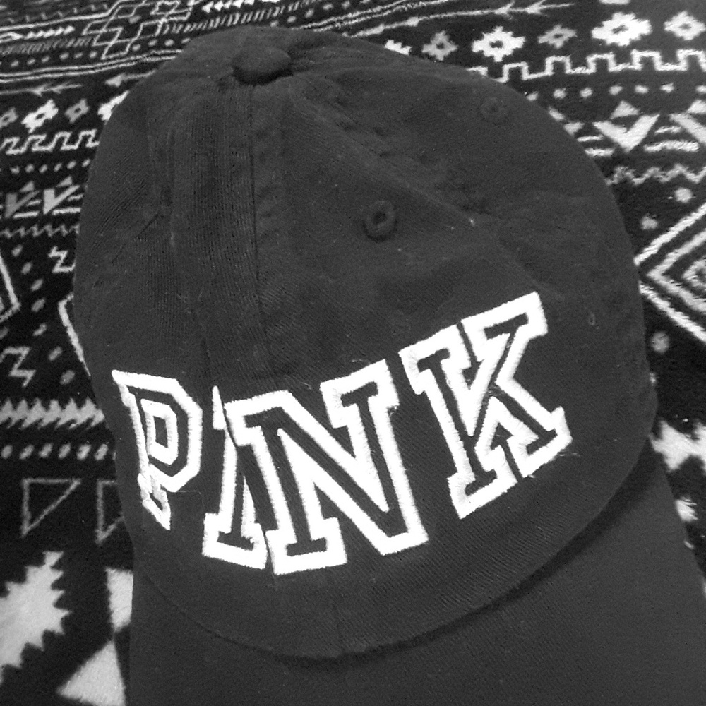 Pink vs hat